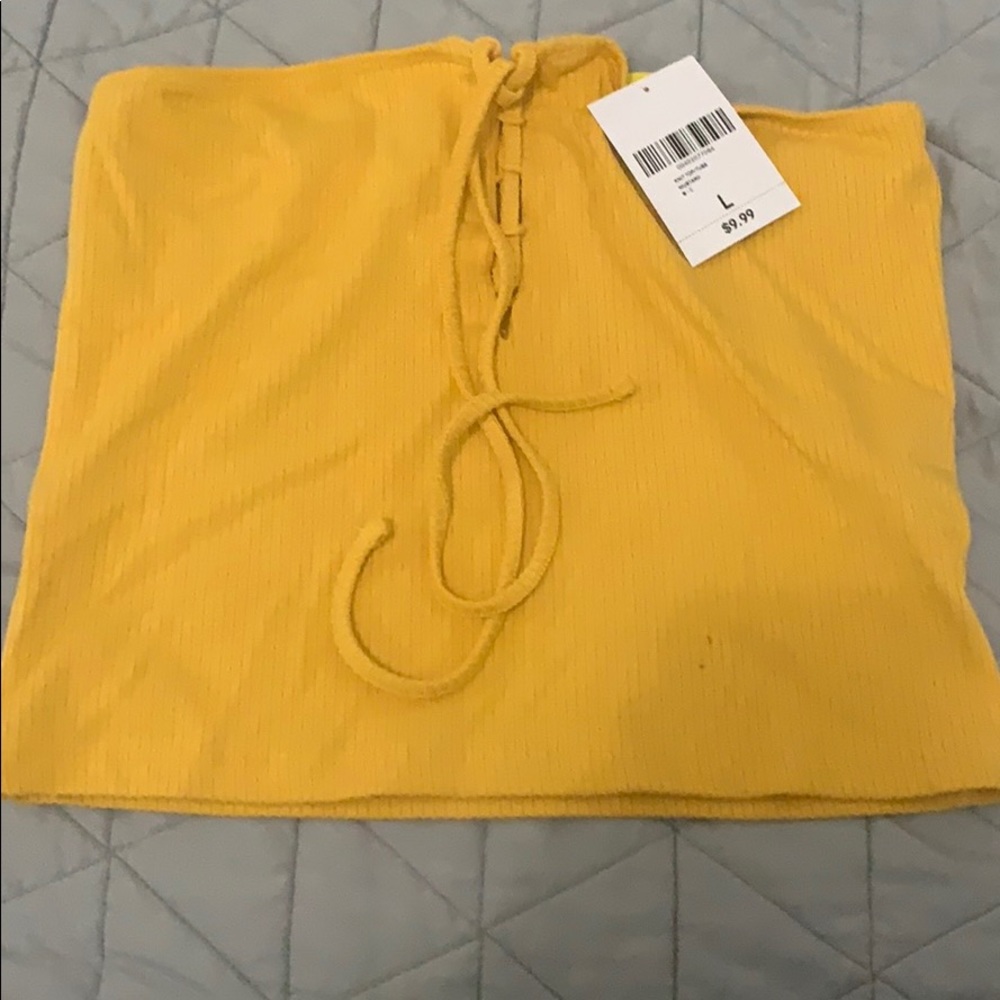 Crop top